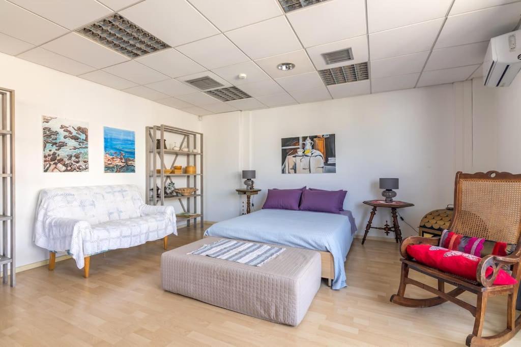 Downtown Spacious Loft Apartment Just 3 Minutes From City Centre Iráklio Kültér fotó